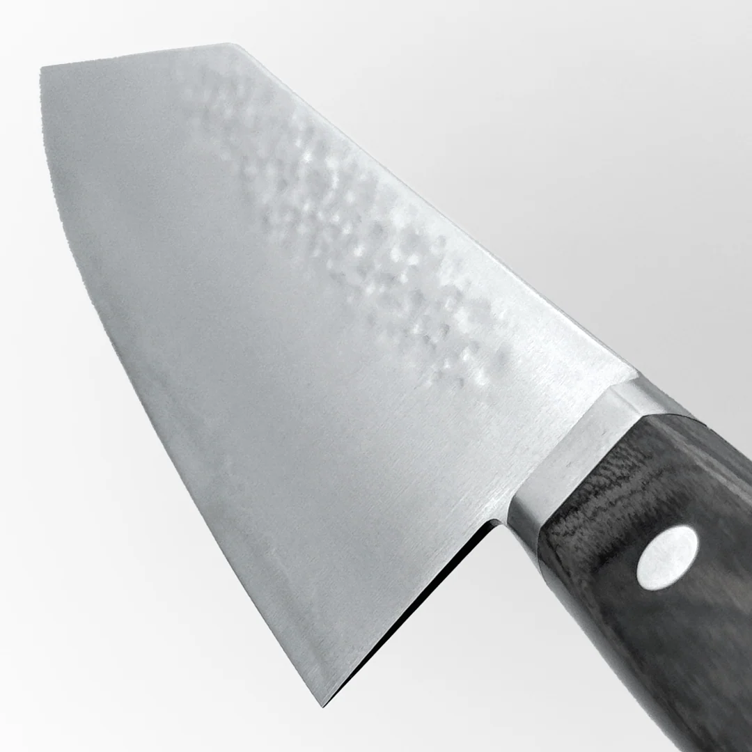 Ittosai Kotetsu VG-5 Kengata Santoku 180mm (7.1") Hammered (Tsuchime) - Image 8