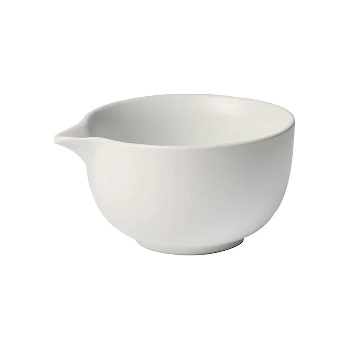 Katakuchi Matcha Tea Latte Bowl with Spout 10 fl oz / 4.25" dia