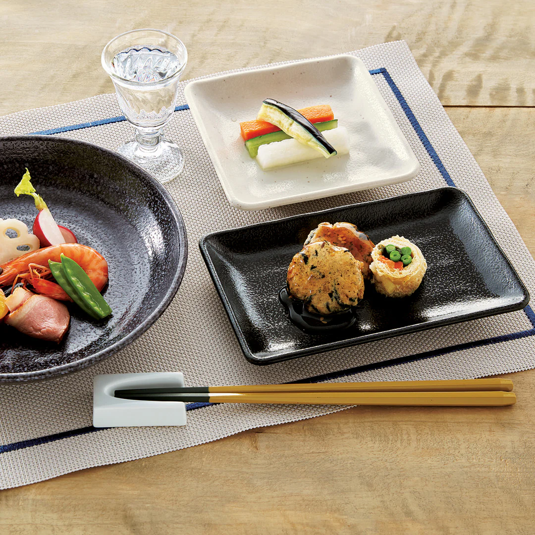 [Clearance] Melamine Black Grainy Rectangular Plate 7.7" x 5.1" - Image 3