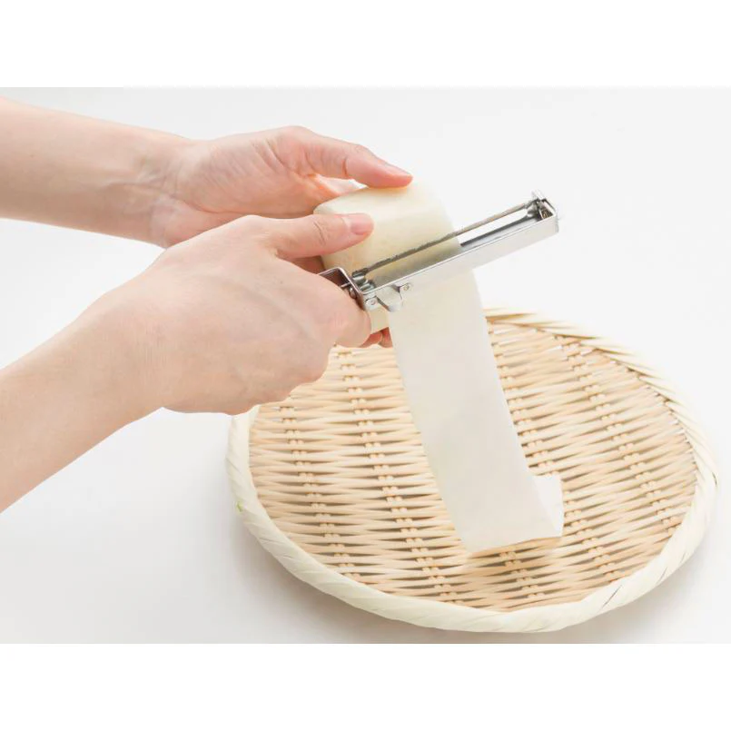 Kai-Jirushi Pro Long Peeler with Stainless Carbon Blade - Image 9