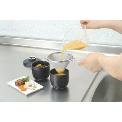Three Snow Stainless Steel Fine Mesh Egg Strainer 4.9" dia - Image 2