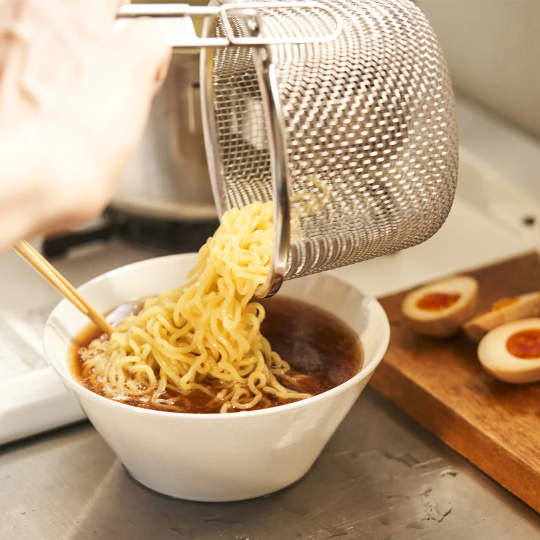 Three Snow Stainless Steel Noodle Strainer (3.5" Deep) - Image 2