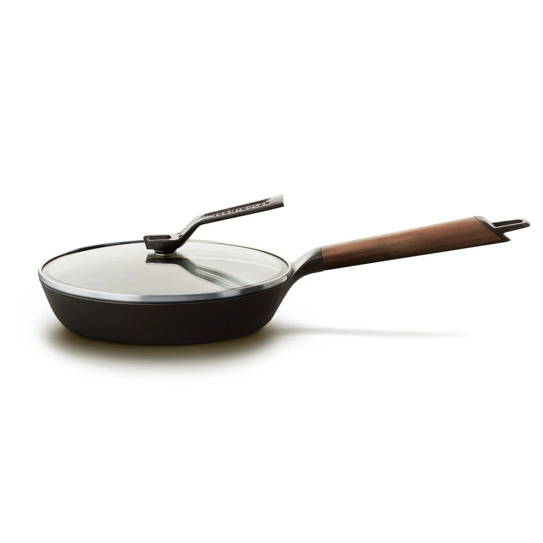 Vermicular Cast Iron Enameled Frying Pan 7.9" (20cm) with Lid