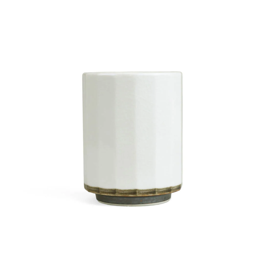 White Craze Yunomi Teacup 10 fl oz / 3.1" dia - Image 4